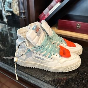 Off White - 3.0 Court Vintage Leather Sneakers